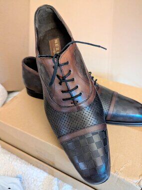 Mezlan | Shoes | Mezlan Brown Leather Moc Toe Oxford Lace Up  display picture 1